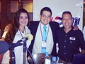 Mis vecinos de set y colegas de #Ok101 La pionera @marirenecristo y Orión Oviedo