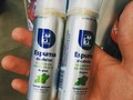 Regulada: 1 por patilla @Regrann from @jmlinarez - Así se compra Espuma para afeitar en #Venezuela Dos "Cápsulas" por persona #QueVaAlegraEso #Regrann