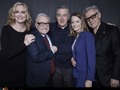 👉 @ojocritico - El director Martin Scorsese asistió, acompañado de su elenco, a la celebración del aniversario 40 del estreno de su película -y hoy clásico- “Taxi Driver”, en el marco del festival de cine de Tribeca, en Nueva York. En el momento del estreno, Jodie Foster tenía 13 años e interpretaba a una chica prostituta con la que el atormentado personaje principal, encarnado por Robert De Niro, establece gran empatía. De Niro es además fundador del festival de Tribeca y Foster, como directora, estrena en menos de un mes la película #MoneyMonster, protagonizada por George Clooney, Julia Roberts y el joven actor inglés Jack O’Connell…¡atención a este útimo! #TaxiDriver #Anniversary #Scorsese #DeNiro #Foster #CybillShepherd #MartinScorsese #RobertDeNiro #JodieFoster #HarveyKeitel #TribecaFilmFestival #Film #Festival #BeaconTheatre (Foto Getty) #Regrann