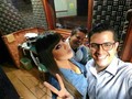 Debía esta foto del cumple de @tahirymerida coincidimos en @circuitoonda un lujo compartir con mi colega quien es la rockstar de la radio y voz de @plandenegocios bendiciones!!! @Regrann from @tahirymerida - Así como cuando llegas a grabar tu Programa y te encuentras con el Galán de la Radio... Ps Así @angel_lopeztv gran Amigo y Colega de nuestra casa Unión Radio por Onda La Superestación... Es que definitivamente Así Somos !!! Grabando #PlanDeNegocios #SinCorbata #Colegas #Locutores #UnionRadio #AsiSomos #OndaLaSuperestacion #Barquisimeto #Lara #Venezuela #Regrann