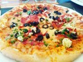 Esta es la #pizza #spagnola de @sohoamericangourmet en #Altamira altamente recomendada! El sitio muy bonito, excelente oferta gastronómica y muy buenas pizzas #gourmet #Caracas #Venezuela
