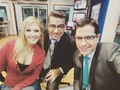 @heikelleal es el intérprete de la lengua de señas en la emisión estelar de @noticierovenevision