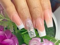 Resplandece !!!! Tus manos son la entrada de un buen día . . . . ☎️3212836711 . . . #angelicanailsspa #uñascucuta #nailscucuta💖 #resinacucuta #nailsofinstagram #nailsart #tallerdeuñascucuta