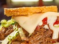 ¿Alguien dijo AREPAS?🤤🇻🇪@francoesfranco_rd  Este dúo de arepas fritas con carne ripiada, solo pasa por acá para recordarte que tienes algo delicioso que comerte antes de terminar tu Día 🤤  ¿Listo para ordenar?😎  Consulta las historias de @francoesfranco_rd para conocer el horario🔥 ✅Comer aquí  🚀Pick Up 🛵Delivery  Comunícate con nosotros: 🍔@franco_repdominicana 📲849-2549589  📍Avenida Venezuela entre calles Club de Leones y Bonaire, numero 54 Ensanche Ozama, Santo Domingo Este 😎   #FrancoEsFranco #Delivery #Hamburguesas #PickUp #ComidaRapida #RD #EnCasa #Burger #PerroCaliente #HotDog #CheatMeal