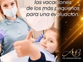 ¡Especial para los más pequeños de la casa!😘 en @dra.bermej0  El cuidado temprano de tus dientes en muy importante 😀 🇻🇪🇩🇴🦷  Sigue a nuestra Doctora @dra.bermej0🇻🇪🇩🇴  Luce una sonrisa limpia resplandeciente y blanca😃.  Visitanos @dra.bermej0  agenda tu cita al tIf. $@809-218-3415 estamos ubicados en la Avenida Núñez de Cáceres, Plaza mi Placita #23 Te esperamos  #blanqueamiento #odontologia #sonrisa #dientesblancos
