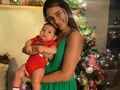 ¡ Este año recibí mi MEJOR REGALO ❤️🎄 !  Mi vida se expandió con un nuevo amor. Dios me dio la posibilidad de crear vida y ser hoy una madre afortunada.   Con la llegada de PABLO este año le encontré un nuevo sentido a la NAVIDAD.  ~ NAVIDAD es FAMILIA ~  Deseo que todos encuentren esa luz que los hace vibrar y sean motivo de brillo para sus familiares y amigos.   ¡Feliz Navidad! Que sus corazones estén llenos de la gratitud de la vida. ♥️