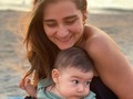 ~ La Luz que da Vida ~  Querido Hijo: Mi vida tiene una nuevo brillo desde que estás tú.  Hoy cumplimos 6 meses de mamá-bebé y me quedo corta de palabras para explicarte este sentimiento que inunda mi corazón.  Los días a tu lado son un nuevo descubrimiento, despertar contigo es ver un mundo infinito de posibilidades, es desbordarme en amor con cada mirada, es derretirme con tu sonrisa.   ~Tener el privilegio de verte crecer es la experiencia más maravillosa que jamás imaginé. ~  Me siento tan inmensamente afortunada y agradecida de que seas tú quien me de el rol más maravilloso que una mujer puede vivir.  Gracias por darme una nueva identidad, gracias por ser el motor que enciende mis sueños, gracias por invitarme a disfrutar de la ingenuidad de la vida, gracias por el disfrute que encuentro en mi nuevo rol, gracias porque la vida a tu lado es maravillosa, gracias por elegirme todos los días, gracias por darme la fuerza y el valor para ser mejor persona y seguir brillando con una luz diferente, la luz que se irradia cuando hay tanto amor en el corazón.   Gracias por cambiarme la vida de la forma en que lo logras tú ♡   Gracias a Papá que nos sostiene y acompaña en este camino luminoso. @juan_estratega   ¡Feliz 6 meses mi niño precioso!  Con amor, Mamá