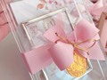 Con mucha dedicación en cada detalle confeccionamos cada Detalle para el bautizo de Meghan 🌸💕🌸🌸🌸🕊🕊🙏🏻#bautizo #bautizo #bautizoniña #encintados #recuerditos