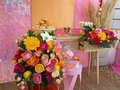 Un hermoso Día para Celebrar el Cumpleaños de Stefhany @agridulcecake lleno de color y mucho cariño diseñado por @stphfrassino con mucho amor y decoración 💕y nosotros quisimos colaborar para este gran día confeccionamos unos lindos arreglos florales 🌸🌻💐🌹🌹🌻💐🌸 🌷 #cumpleaños #cumpleaños #cumpleañostema #fiestatropical