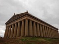 The Parthenon.- El Partenón de Nashville, Tennessee, es una réplica a escala real del Partenón de Atenas. Se construyó en 1897 como parte de la Exposición del Centenario de Tennessee, en la cual se celebraba el centenario de la unión de este Estado a los Estados Unidos.  #theparthenon #nashville #tennessee