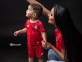 El MEJOR trabajo que he desempeñado en toda mi vida se llama "ser mamá". Javier André, me has enseñado a ser paciente, a dar amor, a sacrificarme mucho más, me has hecho más fuerte y capaz, me he dado cuenta que soy más fiera de lo que parecía ser, cuando se trata de proteger a alguien... cuantas cosas más he aprendido de tí, mi niño. Ser madre ni siquiera es la que ha parido o llevado en su vientre un bebé, sino aquella que se desvive por tener a su hijo SIEMPRE de primero... ay Javier André, no tienes idea lo enamorada y feliz que me tienes❤ simplemente amo ser tu madre😍 Mamá orgullosa de lo inteligente, saludable y audaz que eres mi vida... FELIZ DÍA PARA MIIIIII.....❤🎆 Siempre estaré para guiarte hasta que Dios me lo permita mi compañerito🤱🏻💕