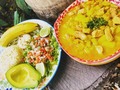 Esto si es un verdadero mondongo!!! Al mejor estilo #Angelus  Acompañado de arroz blanco, aguacate, ensalada de picadillo, banano, arepa asada!!! No te quedes sin el tuyo has tu pedido en nuestra línea de atención ☎️322-1138 470-5049  #foods #mondongo #tradicion #antioquía #medellin #colombia🇨🇴 #labuenasazondemama @angelus_restaurante