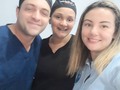 El día de hoy.  Un gran dia para muchos y para mi fue lo máximo!! Le hicieron las 17 extracciones a Carmen. Fue lo mejor que le pudimos hacer ahora falta las prótesis!! Asinque si conoces de alguien que pueda ayudarnos, nombrarlo aquí abajo!!! Gracias doctor Simón y Mariannys por su ayuda y dedicación 💙💙💙