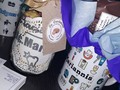 El día de hoy.  Un gran dia para muchos y para mi fue lo máximo!! Le hicieron las 17 extracciones a Carmen. Fue lo mejor que le pudimos hacer ahora falta las prótesis!! Asinque si conoces de alguien que pueda ayudarnos, nombrarlo aquí abajo!!! Gracias doctor Simón y Mariannys por su ayuda y dedicación 💙💙💙
