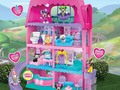 Disney Junior Minnie Mouse 79$ 💕💕💕  Incluye: hotel Bow-Tel, tobogán, lazo de Minnie Mouse, escritorio de recepción electrónica, figuras de Minnie Mouse y Daisy Duck Figuras de Snowpuff, 2 camas, lámpara, sofá, bañera, inodoro, hamaca, escritorio de computadora, mesa, 2 sillas, carrito de equipaje y 1 pieza de equipaje.  Cuenta con luces y sonidos.  Cuenta con juego de 2 caras, ascensor alimentado por niños y un tobogán súper divertido  Funciona con 2 pilas AAA (incluidas).  A partir de 3 años  Wathsapp y llamadas 📲0424.890.05.00  #baby #jugueteria #juguetes #islademargarita #venezuela #porlamar #maneiro #bebe #niños #niñas #mauquilla #uñas