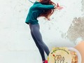 Hoy te traemos otros dos  beneficios del yoga y la alimentación saludable  3.Alivio de tensiones  La práctica diaria de yoga ayuda a deshacerse de la tensión acumulada a diario (tanto en el cuerpo físico como mental).   4. Paz interior.  Todos anhelamos visitar lugares serenos y conectarnos con la belleza natural, motivo por el cual es recomendable un breve recreo diario para experimentar esta maravillosa sensación, mediante las prácticas del yoga, la meditación y una alimentación saludable.   Cuál es la función de las Proteínas?  Son nutrientes fundamentales para reparar los daños de las células, tejidos y órganos.  Recuerda que tenemos  3 sabores de avena que contienen proteína: Colágeno hidrolizado, Suero de leche y Soya.   #protein, #yogapractice, #healthyeating, #snacksaludable, #goodbitesnackssaludables