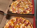 🔥SUPER PROMO🔥  ExtraLarge: Pizza 46CM + Gaseosa 2LT + Domicilio GRATIS: $ 39.900  Party Pizza: Pizza 51CM + + 2 Gaseosas 2LT + Domicilio GRATIS: $59.900  3607233 - 3015873863 @baqpizza @baqpizza @baqpizza