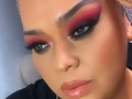 Hello People, red red Wine 🍷. Sígueme en mi página de maquillaje @beautymaglys
