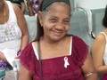 Esta sonrisa nos satisface. Sabemos que la pedagogía es una de las herramientas para que nuestras pacientes y usuarias aprendan y practiquen el auto exámen y detecten a tiempo alguna anomalía en su seno. En el Camino La Manga estamos en modo rosa.  #diacontracancerdeseno #nosenosolvidacuidarte  #luchacontracancer  #prevencionensalud