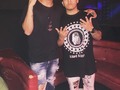 AQUI EN COMPAÑIA DE UNO DE LOS MAS GRANDES DEL GENERO DE LA INDUSTRIA DE LA ELECTRONICA!!! LA VESTIA EN TODA ESTA PELICULA @marlonhousebaby CON UNA ENERGIA Y UNA HUMILDAD INCREIBLE!!!