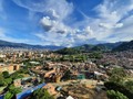 Tardes Medellín. 🍃💙🍃 . . . . #ciudaddelaeternaprimavera #medellin #colombia #moment #medallocity  Photo: @daviddsuarezz