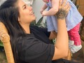 Mamá destruida pero bebe impecable 😅😂