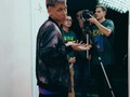 Que andamos en modo Netflix dijo mi compa Chino 😎🤙🏻(*ultima foto)  Feliz y orgulloso una vez más de formar parte de este sueño tan Grande que tenemos todos ❤️  YA SALIÓ NASTY - @kavvo222   Y aquí está el EQUIPAZO🤩  Director/DP @cescmoraa  Casa Creativa @roomninety  Productor @luisccesquivel  Styling Kavvo @itssantiramirez  Styling Extras @anngel______  Asistente de Styling @jaramilaa  Foto Fija @byfabs_  Asistente de Dirección @bryannavarrov  MUA @dmt_mua  Extras @lucyeduarte @anngel______ @brennasw @in.betwin @nairobi.carrillo  Joyeria @enlafame @notnotfamous  Vestuario @jardindevenus  Nail Art @maximo.trejos Set @thealfatool Andres Ureña