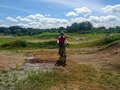 Una enlodada, unos paisajes, una compañera @ritabucaro, unas bicicletas, y sábado chilero. 🏞🚵🏻‍♂️🚵🏽‍♀️ #bicicleta #bici #ciclismo #montainbike #montaña #lodo #ejercicio #exercise #sky #landscape #Guatemala #bike #sport #saturday #day #sun #nature 🚲