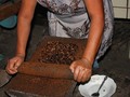 Una serie de imágenes de que incluso en lo artesanal, el cafe es perfecto gracias al esfuerzo que hace la gente de nuestro país.  #café #quepeladoguate #Guatemala #coffee #antigua #finca #coffeetime #coffeelover #Barista #honey #nature #natural #catuai #landscape 🍒☕️🌳