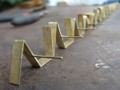 ZARCILLOS VZLA  Técnica: En Construcción Material: Bronce Elaborados en Taller Buenamoza Foto: @nestorelybelandria #orfebrería  #hechoamano  #zarcillos  #VZLA #jewelry