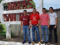 De nuevo trabajando  Enseñando y luchando No me entrego ni abandono  Junto a mis alumnos Sigo mi vida sin cambios Mi objetivos bien claros Hacer el bien a todos No pagar como me han pagado El que me ha empujado Dios se encargará de ponerlos boca abajo Morderán el estiércol sin mover una mano Las noticias me llegan sin buscarlas Los que están a mi lado Les irá muy bien Así no lo crean El Señor nos lleva de la mano El que a buen árbol se arrima Buena sombra lo cobija Ellos triunfarán  Ya los verán viajando No a vender helados en Cúcuta  Ni de mesoneros en cualquier lado Serán reconocidos como los mejores Médicos Veterinarios trabajando Embraguetados con yeguas y caballos Curando ejemplares en otras tierras Al otro lado del mundo  Yo soy Carlos Federico Rodríguez Garantón  Reconocido en el mundo No hablo de nadie  Ni tampoco me interesa lo que hacen Solo con la vista puesta en el futuro Que los demás miran derrumbados Yo lo veo con optimismo y amor Lleno de ilusiones y esperanzas  Para poder seguir ayudando  A todo aquel que a mi se arrime Sin medir ni llevar cuentas Los ayudaré así como he ayudado A decenas y cientos de personas En el pasado de mi carrera profesional  Mirenlos en todos lados trabajando Aunque se quiten la franela Caballosalud  Ya ellos están marcados No tienen como esconderlo No siquiera de mi renegando Que Dios nos bendiga siempre  Aquí sigo vivo y trabajando  Solo Dios dirá hasta cuanso #CaballosaludCreeEnDios amén