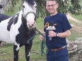 Hace 6 años fuí  Una persona normal Mi cara y boca estaban allí  El Cáncer maligno apareció  Una y otra vez Acabando conmigo Sin poder matarme Tampoco acabarme Tenía un programs de TV Uno de Radio, era locator Trabajaba cual burro  Dentro y fuera de Venezuela 🇻🇪  Era muy famoso en mi trabajo y todo era sin descanso Hasta que apareció la enfermedad acabando Con todo lo que tenía  Porqué pasó todo esto? No lo se ni lo podré saber Solo me tocó como a cualquier mortal A veces parece que todo se va acabar y siento que mvoy a entregar Que el dolor me va a matar Pero luego salgo adelante Y todo vuelve a cambiar Cómo ocurre no lo se Pero pasa una y otra vez Al derecho y al revés  Soy muy afortunado de contar con un equipo sin igual El apoyo de mi padre desde el cielo quien antes de morir me dijo nunca te voy apandonar dejo todo arreglado para tratar tu enfermedad. Ya es hora de irme y me despido con el orgullo de tu amor y yo el tuyo papá.  A los dos nos toca sufrir igual. Tu aguanteste 20 años con este mal yo apenas llevo 6 y me he sentido muy mal Haberte acompañado Todos estos años y verte sufrir y aguantar ha sido Fuente de inspiración para soportar mi mal. Superarte lo veo imposible aunque lo voy a inventar. Dios me va ayudar. No estoy solo aguantando este mal. #CaballosaludCreeEnDios amén  .