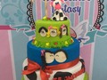 #birthday #cake #amamosloquehacemos  @cupcakesfantasyopal @cupcakesfantasyopal @cupcakesfantasyopal