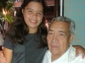 Este #tbt lleno de amor y de calor familiar, dos generaciones de Betancourt, mi viejo adorado y mi @gavetica esta foto un día del padre de hace unos años.. #mellamamancarlucho #hija #papa #familia #family