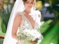 #Repost @bryansuweddings with @use.repost ・・・ BEAUTIFUL & HARMONIOUS !💫  @luciafreites 👰🏻‍♀️💞✨  Nov 20th, 2021.-  📸: @irisvannes   H: @carinamarte  M: @bryansuweddings by @makeupbybryansu   #bryansuweddings