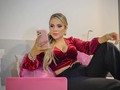 ⚡️GUARDA Y COMPARTE ÉSTE POST⚡️ 10 CLAVES PARA TRABAJAR 💻 DESDE CASA🏡 Y NO MORIR EN EL INTENTO✅  1. Sigue una rutina durante el día con tus actividades básicas 📝 2. Cámbiate de ropa👗 y quítate la pijama 👎🏼 3. Acomoda un espacio de trabajo 🪑 4. Dile a tu familia que estás trabajando 🤫 5. Estar en contacto con tu equipo de trabajo 👱🏼‍♀️🧔🏼👩🏽‍🦱👨🏻‍🦱( esto es para que subas tu energía y no te desenfoques) 6. Trabaja cómodamente y concentrad@ 🧠 7. Tomate un break (lee un libro 📚, comparte con tu familia 👨‍👩‍👧‍👦) 8. Tomate tu hora de comida 🥗🍷común y corriente (no sigas derecho)  9. Evita labores del hogar❌ (o en su defecto agenda esos momentos pero cuando te sientes q trabajar solo enfócate en trabajar) 10. Coloca música 🎼🎧de fondo, que te mantenga concentrad@✨ • • #cuarentena #mequedoencasa #trabajadesdecasa #focustime #quedateencasa #emprendimiento #mujeresvalientes #mujersinjefe #ganadinerodesdecasa