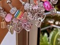 💕NUEVA COLECCIÓN PANDORAS RODINADAS 😍✨ . . #Rodio #accesoriosbarranquilla #colores #joyas #manillas #barranquilla #accesoriosbarranquilla #bisuteria #sorpresa #instagram #detalles #arte