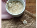 Los zarcillos Nacré están inspirados en el mar y su movimiento.  Texturas, brillos y formas circulares. Detalles que mueven esta pieza.  En textura martillada, con nugget de nácar entorchado y acabado en baño de oro.  Precio: 18,99 $.  Compra las piezas que más te gusten en el link de nuestra bio.  #anillosvenezuela #zarcillosvenezuela #aretes #pendientes #ringshandmade #earringshandmade #orfebreriavenezolana #orfebreríavenezolana #orfebreriavenezolana🇻🇪 #orfebreriavenezolanalatinoamericana #joyeriahechoamano❤ #jewerlyhandmadestones #jewerlyhandmadelove #jewerlyhandmadewithstones #jewerlyhandmades #fashionjewerly #jewerlyartist #jewerlybrand #jewerlybusiness