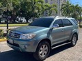 Se vende   Toyota fortuner / Automática 📌 Año: 2009 4x2 Km: 178.000 Ubicación: Maturin  Monagas  Precio: 22,000$  Cauchos nuevos, Título 2-1  Acepta cambios: Recibo  Extras: camioneta impecable, tercera fila de asiento, 2 llaves, nunca chocado, título listo para firmar ! 100% original ! Sin detalles  📲 0414-5088556 whatsapp  #lara  #valencia  #caracas  #merida  #zulia  #barinas  #maturin  #monagas  #lecheria