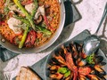 Disfruta de la mejor comida española en #Castañyoles. - Paella Vegetariana 🥘 y mejillones a la valenciana con sofrito de morrón verde y vino blanco 🤩👌  #Restaurante #Bogotá #Spain #Food #Spanish #Cuisine