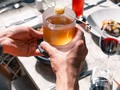 Descubre la magia de nuestros cocteles en #Castañyoles. Exquisitas creaciones que despiertan tus sentidos. #Bar #Coctel #Drinks 🥃✨