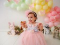 Feliz 1er añito amor de mamá 🌸 Toda una princesa 👸 que reinará imperios y será un ejemplo de bondad, sabiduría, amor y fuerza para otras mujeres 💐 que Dios guíe siempre tu camino.