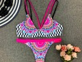 💕 ¿Neón Mood? 💜  Bikini disponible en talla M .   STOCK LIMITADO POR MODELO PARA MAYOR EXCLUSIVIDAD   📲 Contáctanos !   #Chile #Primavera #verano