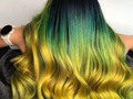 🎨YELLOW GUM ✨  Cuando un diseño de color fluye y ambas podemos llegar a un común acuerdo de lo que queremos para nuestro resultado lo es todo 💐Gracias por permitirme inspirarme a diario con este hermosa profesión que tanto amo 🎨✨