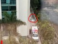 #NACIONAL  Una mujer cometió suicido en la Torre Intermédica en Medellín  La Policía y el CTI iniciaron la investigación de este lamentable hecho, una mujer al parecer decidió ponerle fin a su vida al lanzarse de una torre reconocida en el barrio El Poblado en la ciudad de Medellín.  Este caso se suma a los recientes eventos que se han presentado en el departamento de Antioquia, en la estación Tricentenario del Metro, donde una mujer se lanzó a la vía férrea; en el municipio de Sabaneta, donde un adulto de 55 años, identificado como Héctor Sánchez Galva, se lanzó desde el quinto piso de una unidad residencial con su hijo de 22 meses en sus brazos; y el sucedido en el mes de octubre, donde una mujer se lanzó desde un edificio, donde funcionaba la antigua Clínica Medellín.  #Mujer #Suicidio #Intermedica #Medellin #Poblado #Colombia-
