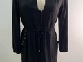 Disponible  Forever 21  Talla M  Precio de 9$ o al cambio