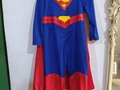 Disfraz de Superman Talla 4 Precio 8$