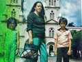 Has la cuenta. Febrero1987. 33 años del asesinato cruel de mi madre. Digo cruel porque los asesinos supuestamente la iban a secuestrar y ella no se dejó, le propinaron 14 balazos por la espalda. No encuentro el acta de defunción para que ud viera y supiera el macabro hecho. Para mí esto no fue intento de secuestro, fue un mandado. Pero hasta ahí. Mi hermana y yo nos volvimos objetivo militar del ELN que hoy en día tiene al país sumido en una falsa presión psicológica terrorista. Somos parte de víctimas y de desplazados del estado, dicen que dan beneficios. Nunca los he aprovechado porque creo que hay más personas que están más necesitadas.  Paz? UD cree que los terroristas quieren paz? No, quieren poder. No les importa nada más. Antes de matar a mi mamá en esos años 80s gastaron mucha plata negociando con esos bandidos y? Lo viví, ví al comisionado de paz bajarse del helicóptero en Carmen De Chucurí y cuántos han pasado? La paz como la guerra son un negocio. Pero si los terroristas no existen tampoco habrá que negociar y por ende no habrá guerra. Por eso le pido a Dios y a mi @ejercitonacionalcolombia que los borre del mapa. Llámalo sed de venganza, llámalo como querás pero vos no has pasado por lo que yo ni por lo que han pasado amigos y primos de mi esposa que fueron secuestrados por los mismos bandidos y los dejaron no solo en la quiebra sino viviendo por fuera del país para siempre. Te cuento esto porque debemos apoyar a nuestras fuerzas militares y a la policía para que no te pase lo mismo.  Amén. #feenlacausa #pazsiperonoasi
