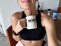 Por aquí ya entrené, leí un poco, tomé café, desayuné… y tengo mis maletas listas para irme a Chile y Argentina🇨🇱🇦🇷🔥  Ya voy por mi segundo café y apenas son las 9:00AM😎  ¿Ustedes que hacen? ¿Se levantaron?