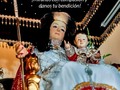 La Divina Pastora es una advocación mariana de la Iglesia católica. Su imagen tiene su principal centro de veneración en el Santuario de Santa Rosa situado en la parroquia Santa Rosa de Barquisimeto, en Venezuela. Cada 14 de enero se celebra una multitudinaria peregrinación mariana, que es considerada la tercera más grande a nivel mundial, solo es superada por la que se hace con la Virgen de Guadalupe (México) y la Virgen de Fátima (Portugal). Sin embargo, tiene un toque auténtico y es que la imagen de la Virgen sí sale de su templo y recorre buena parte de la ciudad. Por lo tanto, se puede decir que es la procesión mariana más grande del mundo en lo que respecta a nivel de asistencia.  Himno a la Divina Pastora  ¡Oh piadosa y amante Pastora!  De las almas dulcísimo amor,  Oye el himno que canta, señora,  Los que te aman con santo fervor.  I  Tú eres, madre, divino consuelo  Del que lleva en el alma el pesar;  Tú le ofreces las dichas del cielo  Al que siempre te sabe alabar.  II  Flores puras, lozanas y bellas,  Su exquisita fragancia te dan;  Y alrededor de tu trono de estrellas  Los querubes cantándote están.  III  A tu influjo, Pastora celeste,  Para siempre de aquí se alejó  La horrorosa y mortífera peste  Que a este pueblo infeliz desoló.  IV  Dadnos, Virgen, la paz que anhelamos  Y con ella la dicha eternal,  Cómo siempre nosotros te amamos  dulce madre de todo mortal.  #ChuoTours #TuAgenciadeViajes #TurismoNacional #turismoreligioso #divinapastora #barquisimeto